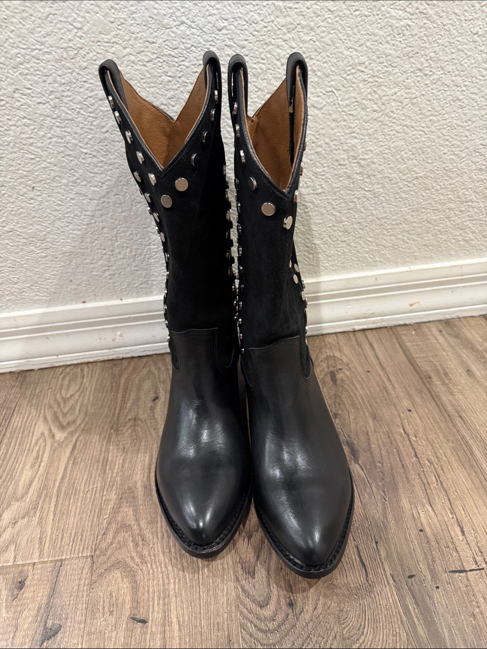 FRYE Black Leather Billy Studded Western Boot - Picture 8 of 12